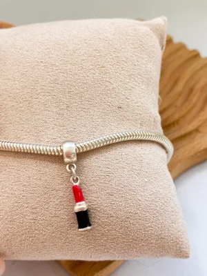 BERLOQUE BATOM VERMELHO MINI PENDENTE