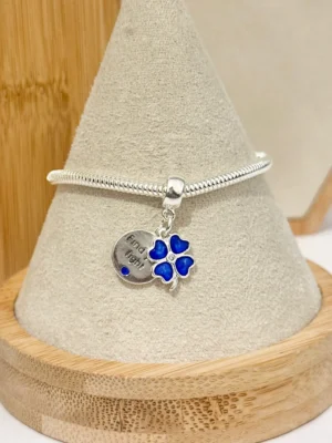 BERLOQUE TREVO  FIND YOU LIGHT (BRILHA NO ESCURO) PENDENTE