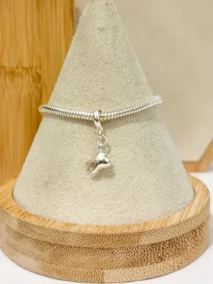 BERLOQUE DENTE MINI  LISO PENDENTE